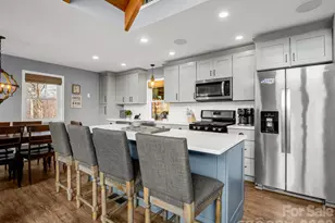 139 Vly Vw Cir, Lake Lure, NC 28746 - Photo 11