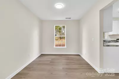 7730 Woodknoll Drive, Charlotte, NC 28217 - Photo 13