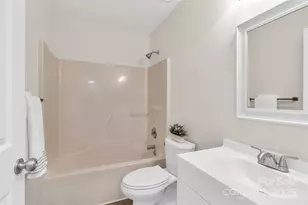 7730 Woodknoll Dr, Charlotte, NC 28217 - Photo 29