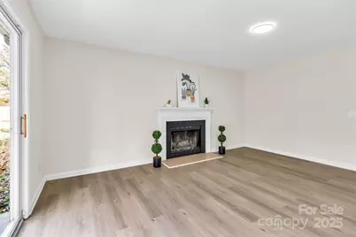 7730 Woodknoll Drive, Charlotte, NC 28217 - Photo 19