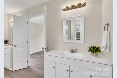 7730 Woodknoll Drive, Charlotte, NC 28217 - Photo 25