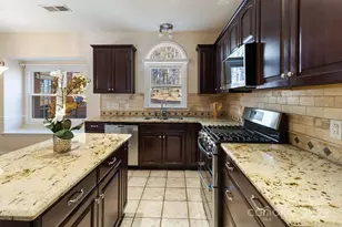 4806 Hickory Glen Dr, Matthews, NC 28105 - Photo 13