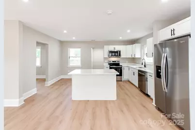 2025 Birchcrest Drive, Charlotte, NC 28205 - Photo 9