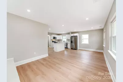 2025 Birchcrest Drive, Charlotte, NC 28205 - Photo 7