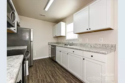 2822 Seymour Drive, Charlotte, NC 28208 - Photo 11