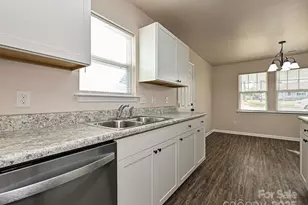 2822 Seymour Dr, Charlotte, NC 28208 - Photo 13