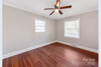 3918 Tipperary Place, Charlotte, NC 28215 - Photo 13