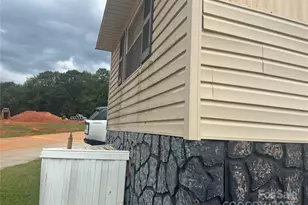 403 Fontana Ln, Spartanburg, SC 29303 - Photo 23