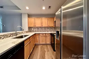 718 W Trade St, Charlotte, NC 28202 - Photo 9