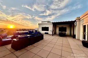 718 W Trade St, Charlotte, NC 28202 - Photo 17