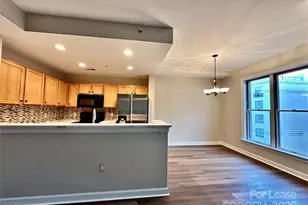 718 W Trade St, Charlotte, NC 28202 - Photo 7