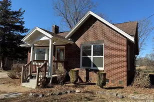 712 Griffin Ave NW, Valdese, NC 28690 - Photo 3