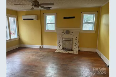 712 Griffin Avenue NW, Valdese, NC 28690 - Photo 3