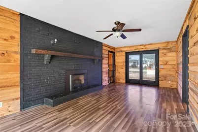 12231 N 226 Highway, Bakersville, NC 28705 - Photo 3