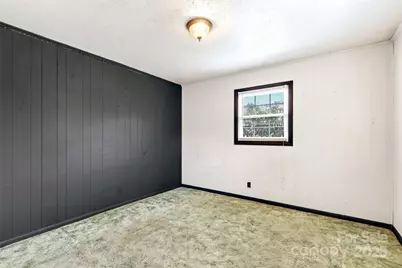 12231 N 226 Highway, Bakersville, NC 28705 - Photo 11