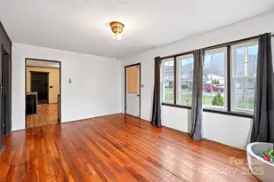 12231 N 226 Hwy, Bakersville, NC 28705 - Photo 7