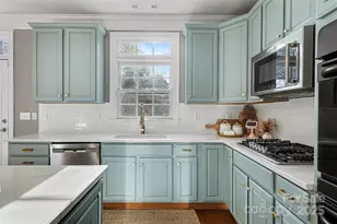 9915 Nicole Ln, Charlotte, NC 28269 - Photo 17