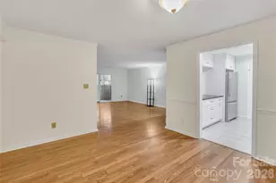 4754 Hedgemore Dr, Charlotte, NC 28209 - Photo 7