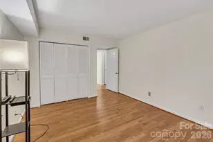 4754 Hedgemore Dr, Charlotte, NC 28209 - Photo 9