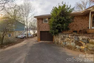 304 Fairfield Ct, Mount Gilead, NC 27306 - Photo 3