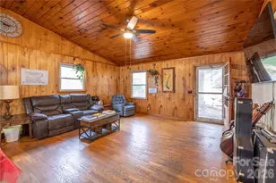 304 Fairfield Ct, Mount Gilead, NC 27306 - Photo 5