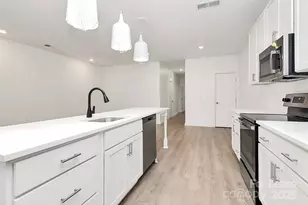 1115 Seigle Ave, Charlotte, NC 28205 - Photo 3