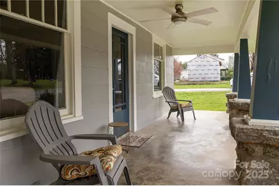 506 W Blue Ridge Road, East Flat Rock, NC 28726 - Photo 3