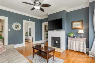 506 W Blue Ridge Rd, East Flat Rock, NC 28726 - Photo 7