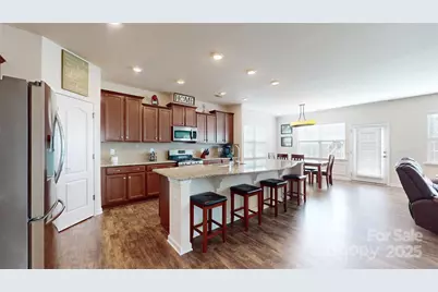 1909 Sapphire Meadow Drive, Fort Mill, SC 29715 - Photo 7