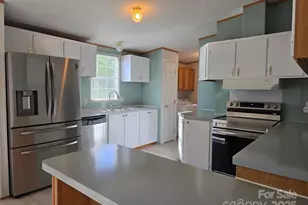 129 Oak Trails Pass, Leicester, NC 28748 - Photo 15