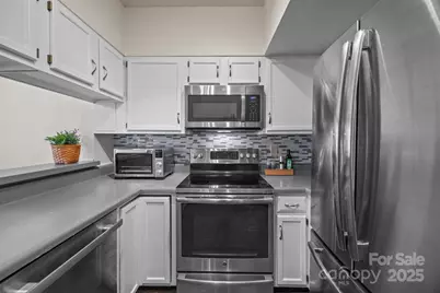 20119 Henderson Road #M, Cornelius, NC 28031 - Photo 21