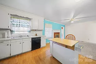 6916 David Ave, Charlotte, NC 28214 - Photo 9