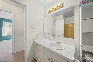 6916 David Ave, Charlotte, NC 28214 - Photo 17