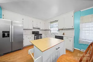 6916 David Ave, Charlotte, NC 28214 - Photo 7