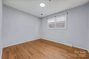 235 Edgegreen Dr, Charlotte, NC 28217 - Photo 15