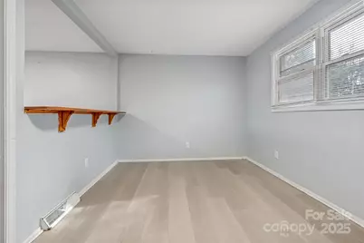 235 Edgegreen Drive, Charlotte, NC 28217 - Photo 9