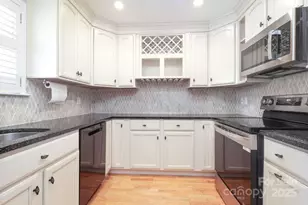 225 S Chase St, Charlotte, NC 28207 - Photo 17