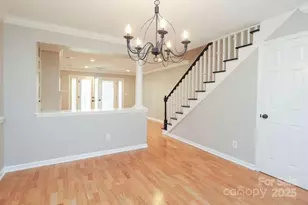 225 S Chase St, Charlotte, NC 28207 - Photo 9