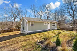 29 Alexander St, Black Mountain, NC 28711 - Photo 3