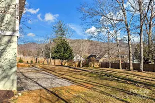 29 Alexander St, Black Mountain, NC 28711 - Photo 31