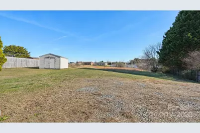 4648 Belvedere Drive, Claremont, NC 28610 - Photo 5