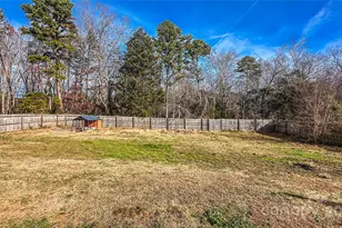 3516 Meldonna Dr, Maiden, NC 28650 - Photo 3