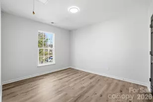 5025 Deerton Rd, Charlotte, NC 28269 - Photo 29