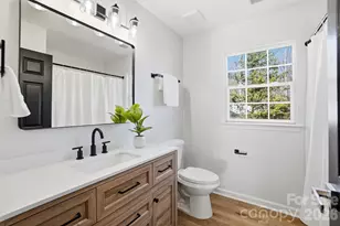 5025 Deerton Rd, Charlotte, NC 28269 - Photo 31