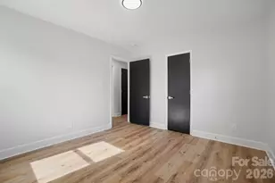 311 Red Roan Pl, Charlotte, NC 28215 - Photo 27