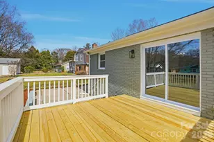 311 Red Roan Pl, Charlotte, NC 28215 - Photo 33