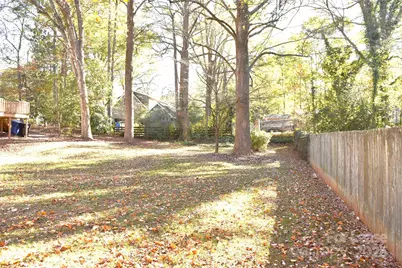 320 W Stewart Avenue W, Mooresville, NC 28115 - Photo 29