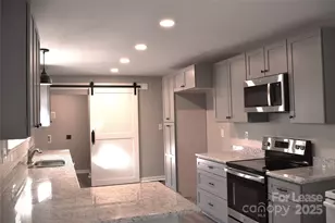 320 W Stewart Ave W, Mooresville, NC 28115 - Photo 11