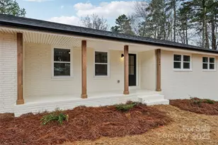 246 E Church St, New London, NC 28127 - Photo 3