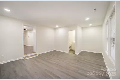 8624 Sharonbrook Drive, Charlotte, NC 28210 - Photo 19